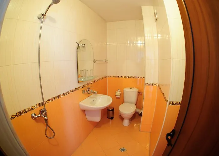 娜代日达家庭旅馆 3*